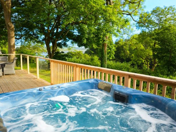 Killyhevlin Lakeside Hotel Hot Tub